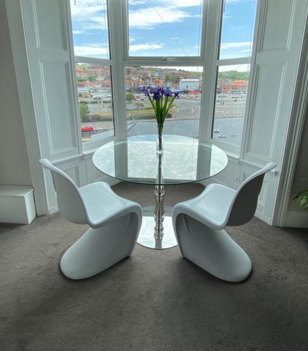 Riverview Apartment with Private Parking