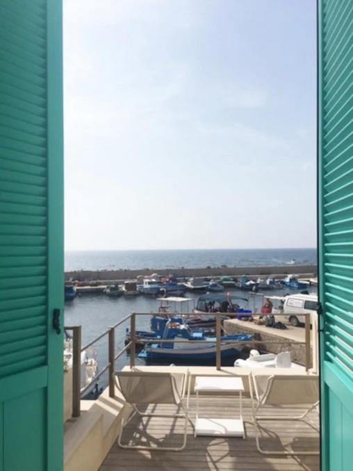 Terrazzo sul porticciolo