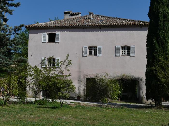 Le charme dune vieille bastide provençale