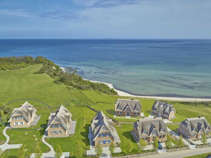 Luxus-Strandhaus "Nordperd" in Lobbe mit Meerblick, Kamin, Sauna - F661