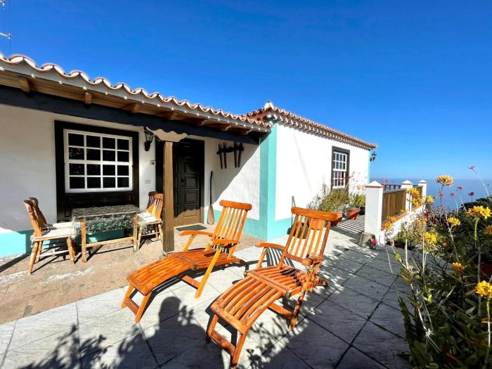 Casa rural con vistas al mar WiFi y terraza en La Palma