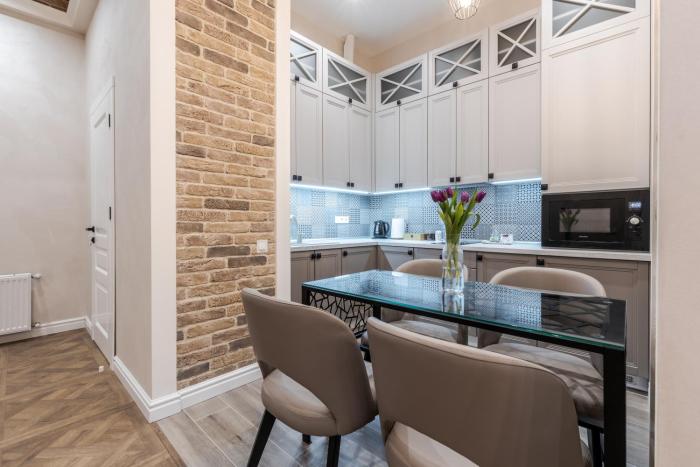 Rynok Square apartment 2