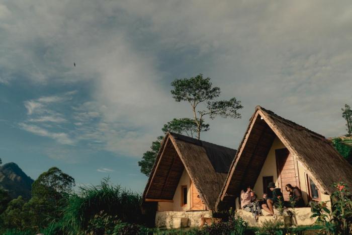 Alengkong Double View