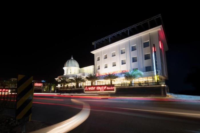 AARYA MANSION V One Hotel