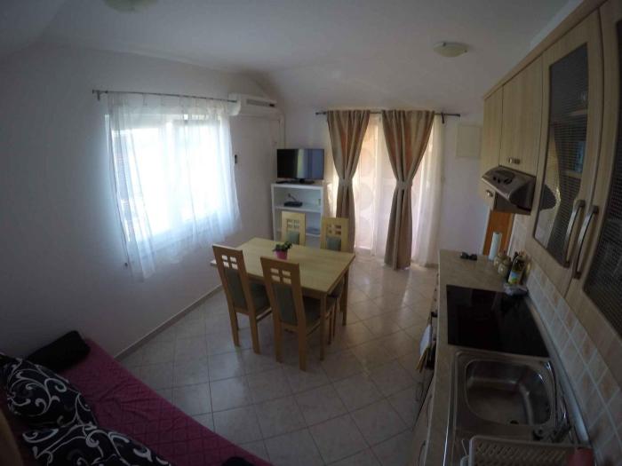 Apartment in LoparInsel Rab 37000