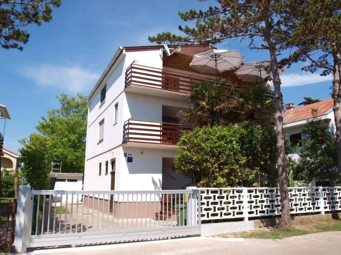 Apartments in SabunikeZadar Riviera 7812