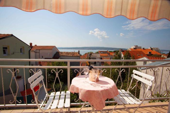 Apartment in Crikvenica 35776