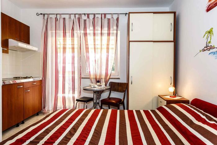 Apartments in Malinska - Insel Krk 13213