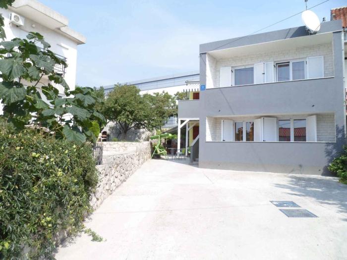 Apartments in Crikvenica 33137