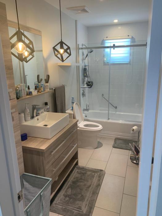 Room for renting inside house - without breakfast provided