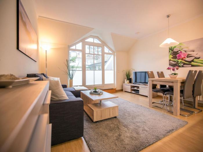 Dünenpark Binz - Komfortplus Ferienwohnung mit 1 Schlafzimmer und Balkon im Dachgeschoss 209