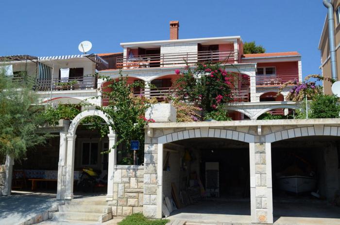 Apartments Prižba Bay