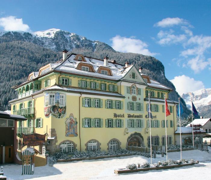 Hotel Dolomiti Schloss