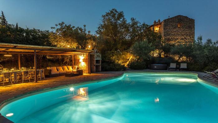 San Lorenzo - Luxury Monastery