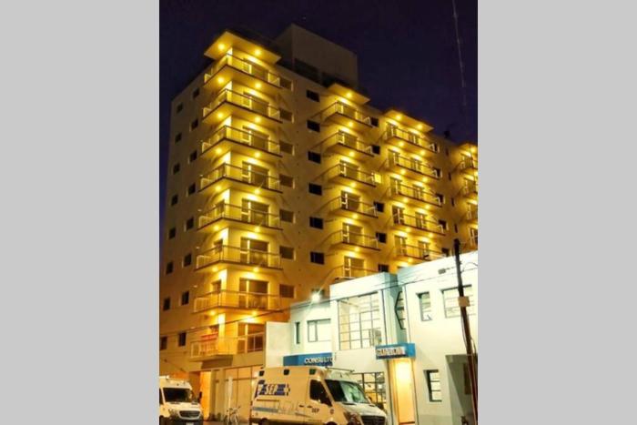 Departamento Puerto Madryn 5 Piso céntrico a 150 mts del mar con cochera