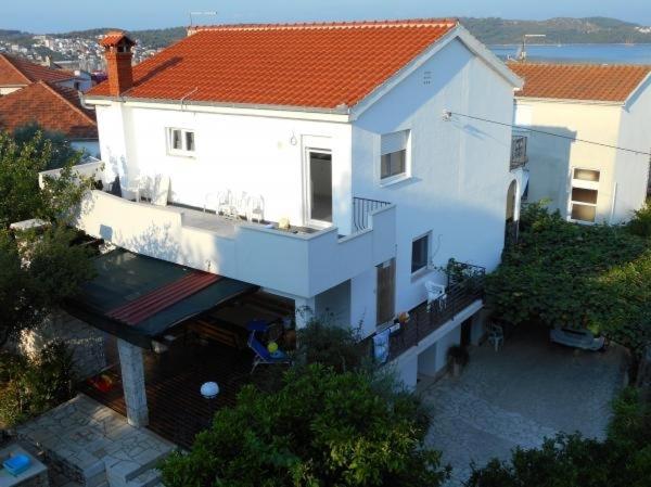 Apartment in Trogir with Terrace, Air conditioning, Wi-Fi (4787-1)