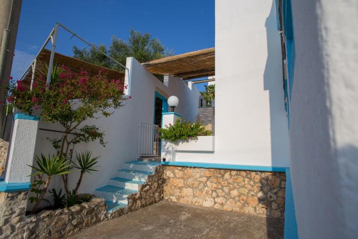 Dimora ideale SALENTO3 per coppia vista mare mozzafiato immersa nel verde per gli amanti della tranquilità