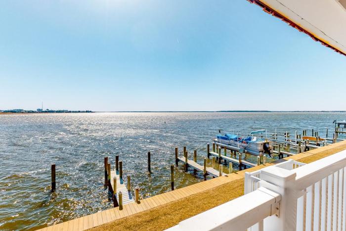 Rusty Anchor on the Bay