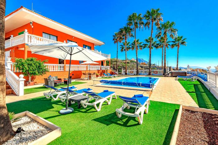 Villa Raquel with Private POOL and Sea view