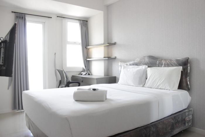 Simply 2BR without Living Room Apartment at Parahyangan Residence By Travelio