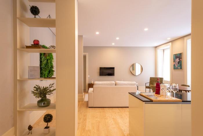 CC Downtown Palace - F