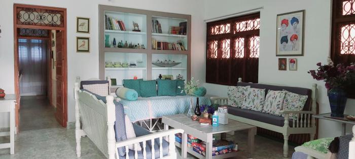 VILLA SANDRIN-Near White Town and Beach