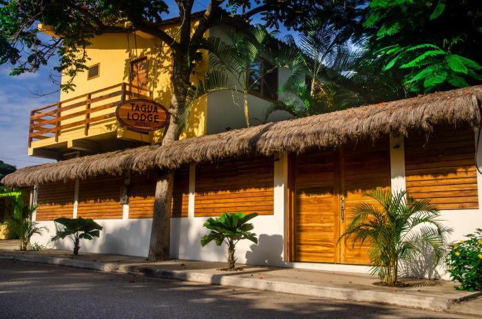 Tagualodge Hostel Manglaralto