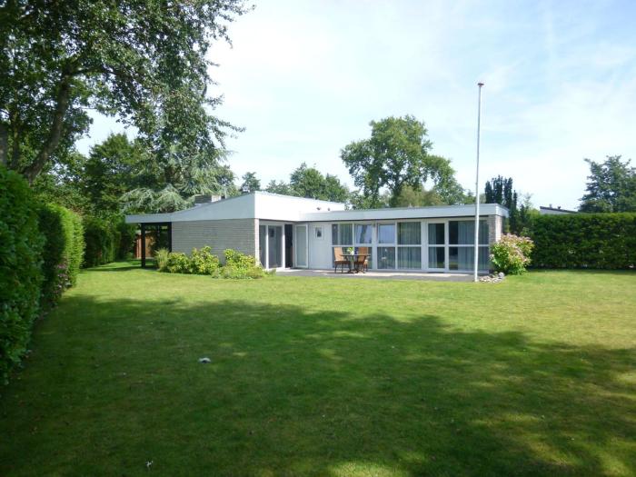 Detached bungalow, perfect for water sports and nature enthusiasts