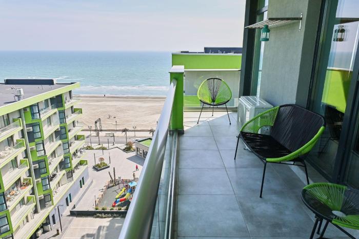 Diamond Sea View 2BR Apartment - Spa n Pools Resort