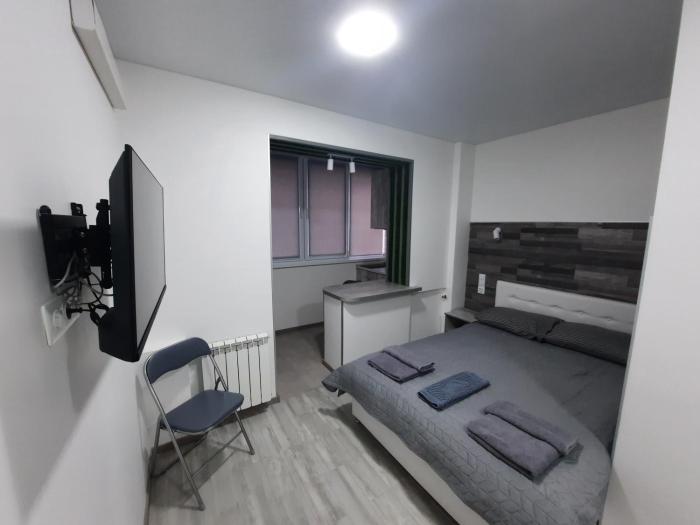 Посуточно мини-студия метро Минская Киев