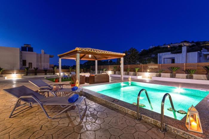 Marias Luxurious Villa in Koskinou