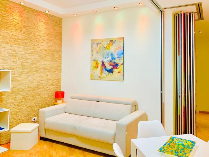 Pescara centro Silenzioso e confortevole con terrazzo bioclimatico a 2 minuti dal mare