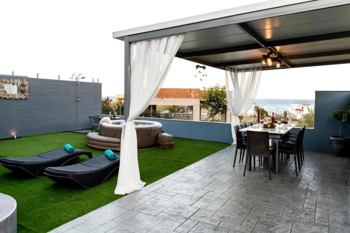 Royal Luxury Studios