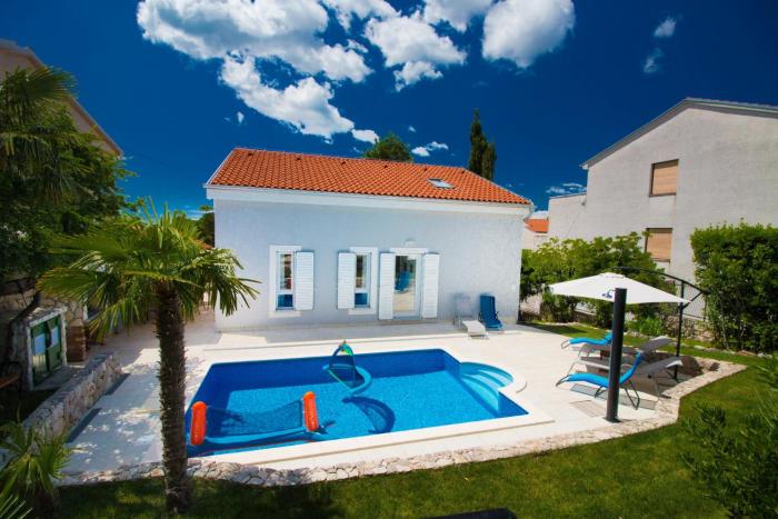 Casa Margareta - a beautiful Mediterranean holiday home with a stunning pool