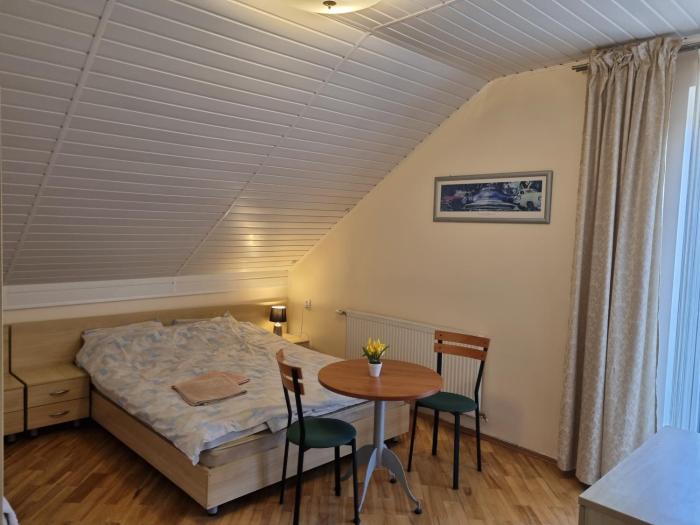 Livingpalanga Meta su balkonu