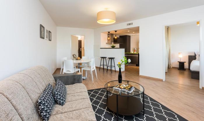 Ténéo Apparthotel Talence - Arthena