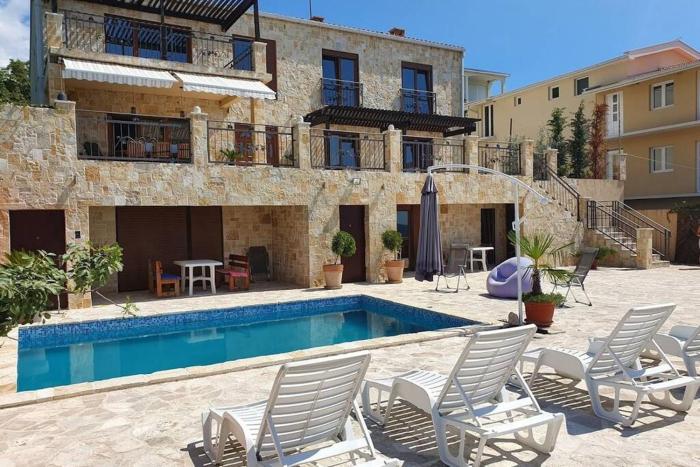 Peaceful Sea Residence