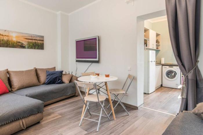 Latgales139 6 can stay Park in front of the house Free parking behind the fence Self check in out