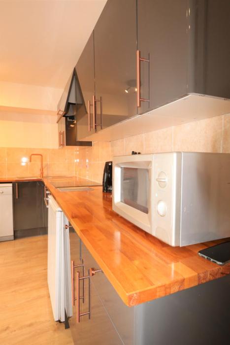 3 bedroom City Centre Apartment in Lauriston Place