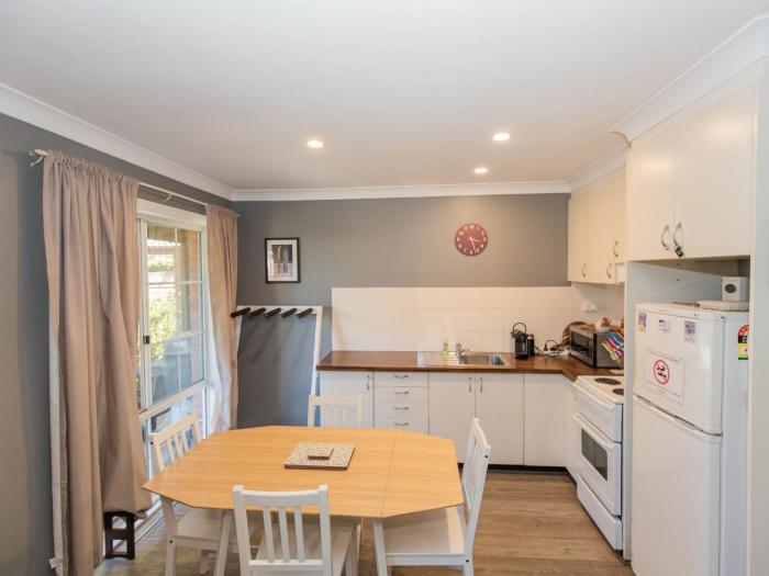 Sponars Onshore 3 of 41 Cobbon Crescent