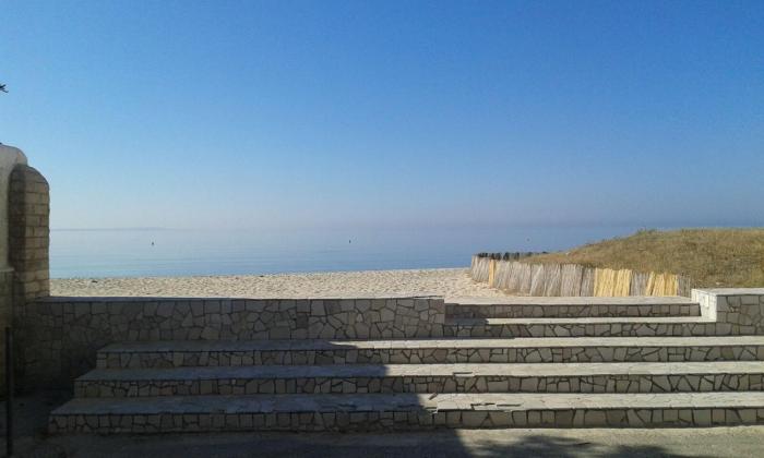 A pochi metri dal mare