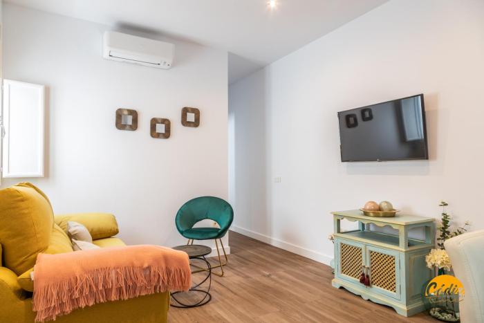 El Patio del Mar by Cadiz Time