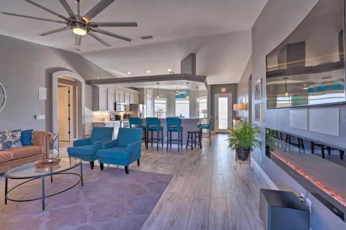 4 Mi to Lake Havasu State Park Home with Pool