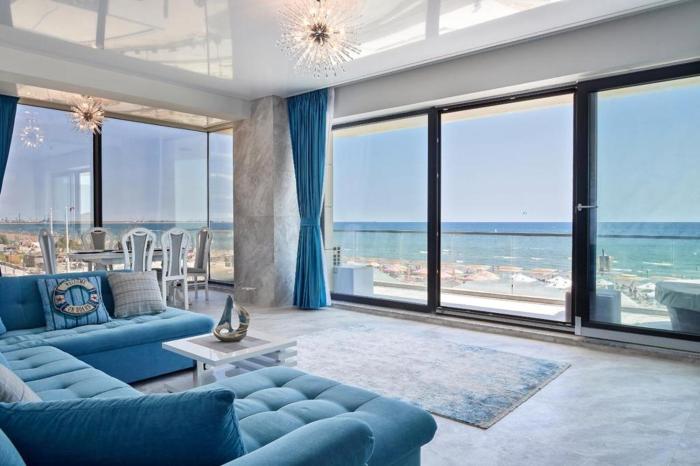 5 stars 301 frontal sea view apartment