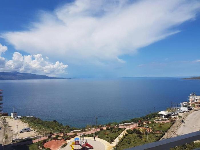 Krystyna Apartment- Apartment near the beach