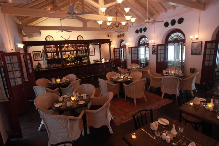 Royal Bar & Hotel