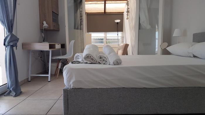 Sky Apartment - Athens Center, 5 BD, 4 BATH
