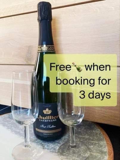 O ZEE app,garage 200m van strand en centrum