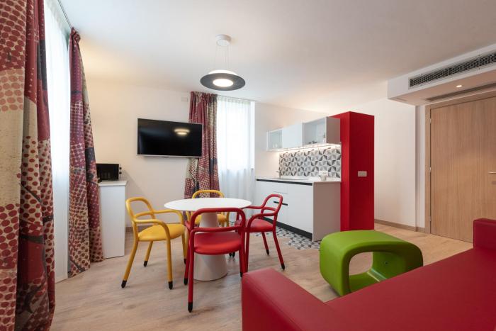 lillil - Popping Holiday