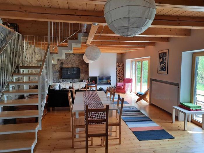 Przystanek Klimczok -przytulny dom na wyłączność z balią i pięknym widokiem na góry